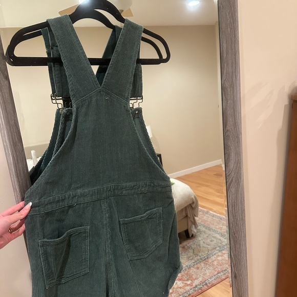 Princess Polly Kacey Short Overalls Khaki - Picture 4 of 4